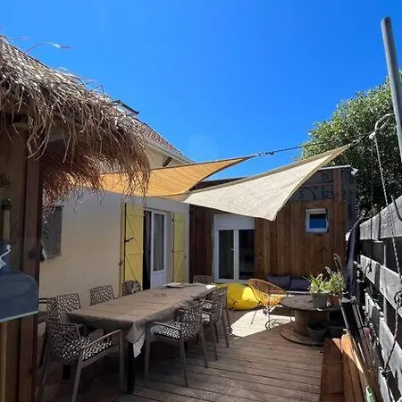 Holiday home Joepolly Surf House Lacanau